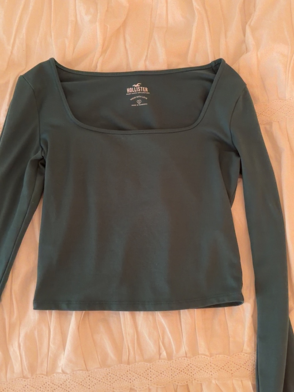 Hollister Women's Square Neck Long Sleeve Top in Dark Green
